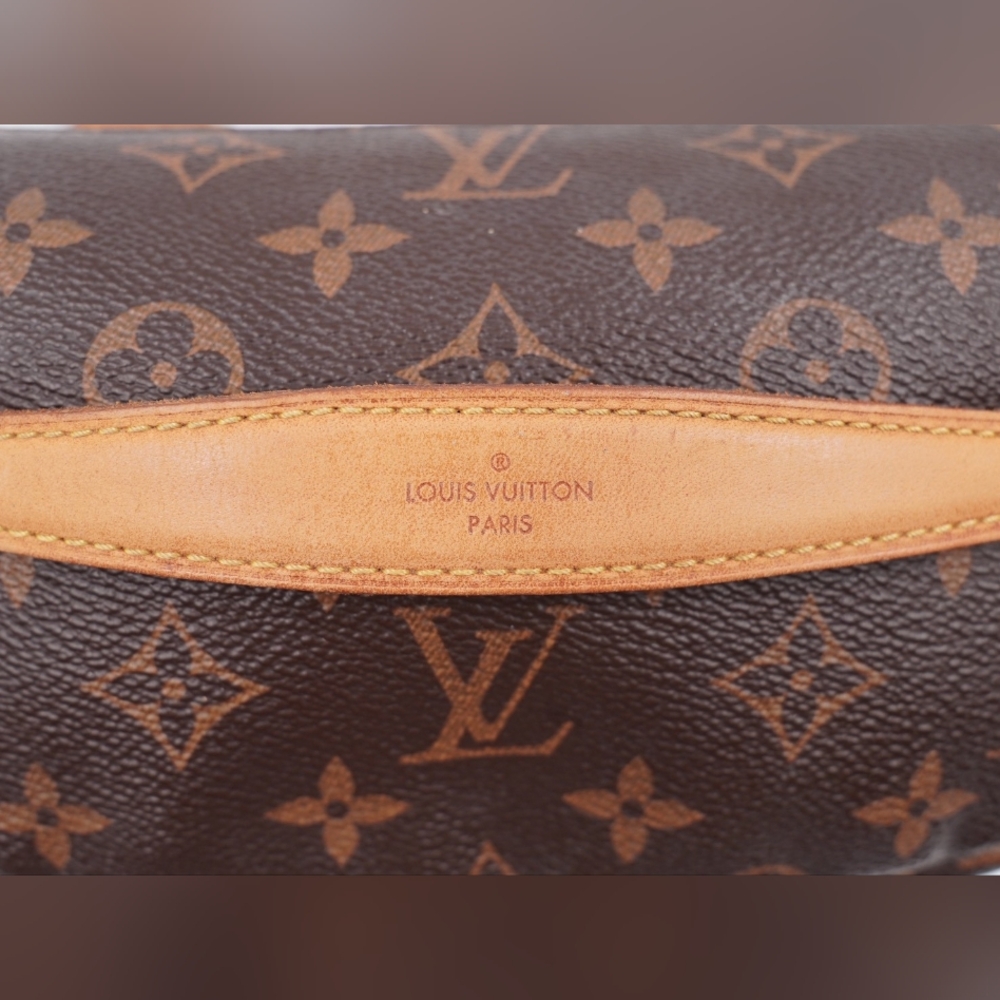 ❌️❌️SOLD❌️❌️CA60 💚 Louis Vuitton Monogram Canvas Bum Bag - Picture 4 of 14